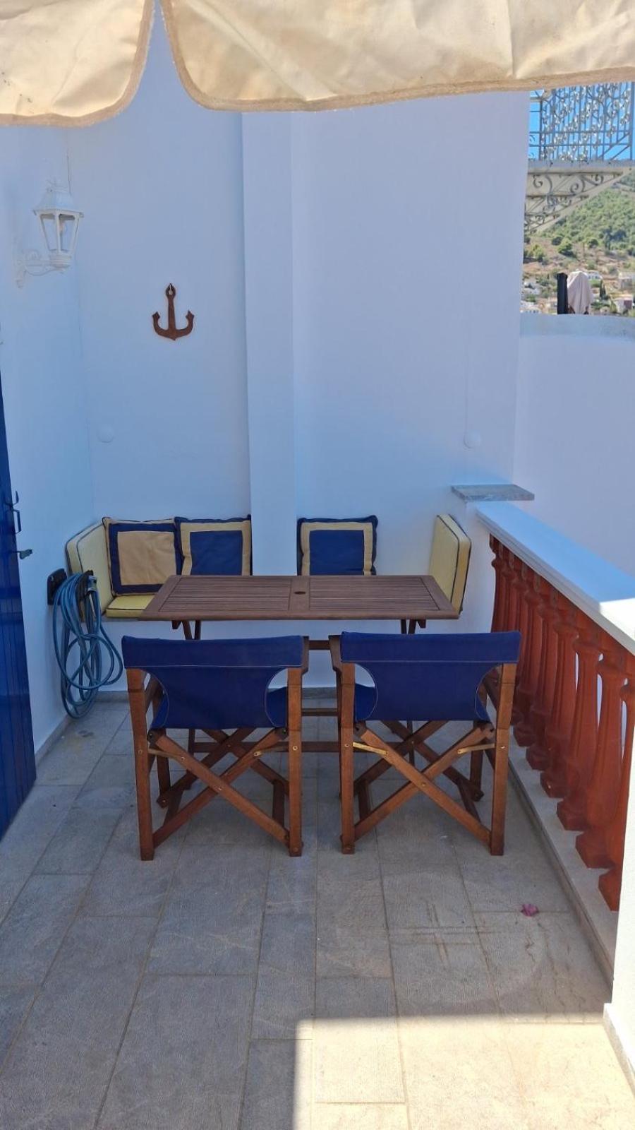 Hydra Estrella Villa *